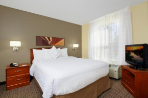 Отель TownePlace Suites Newark Silicon Valley  Ньюарк